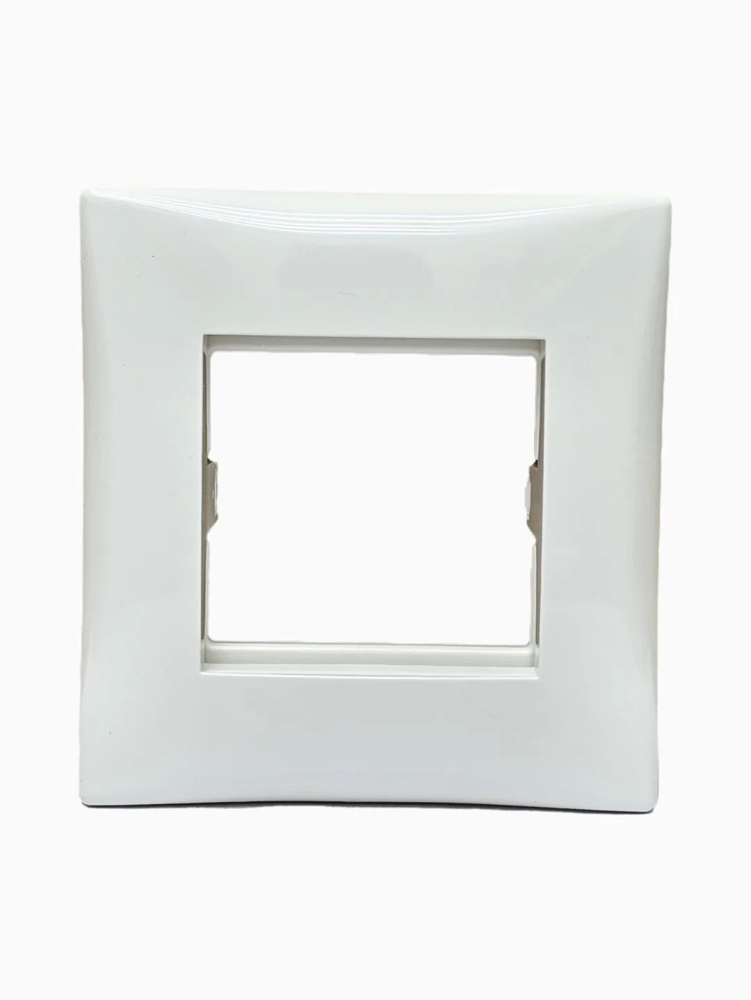 قاب تکی ترانک اشنایدر ( کادر تکخانه ) ETK10198E